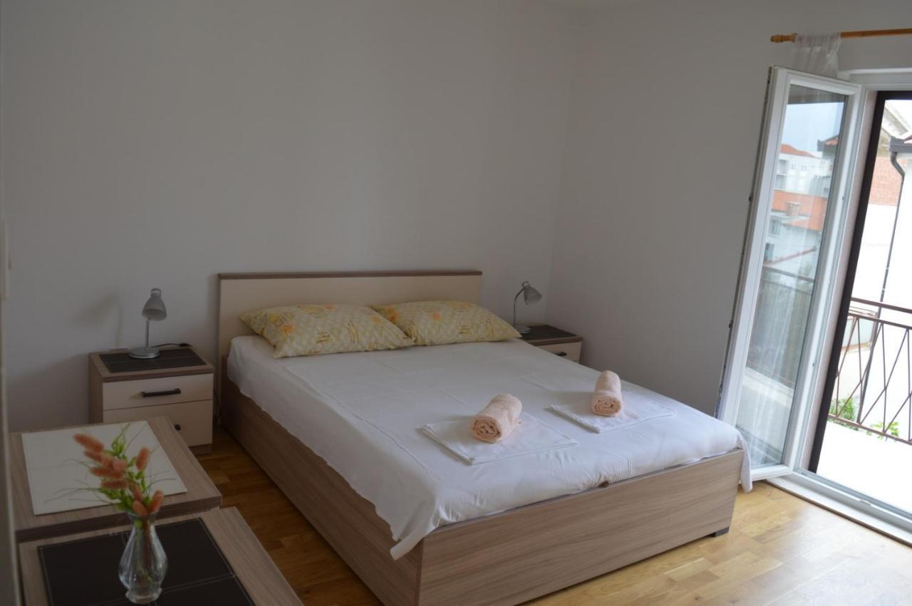 Apartman Dane Makarska Esterno foto